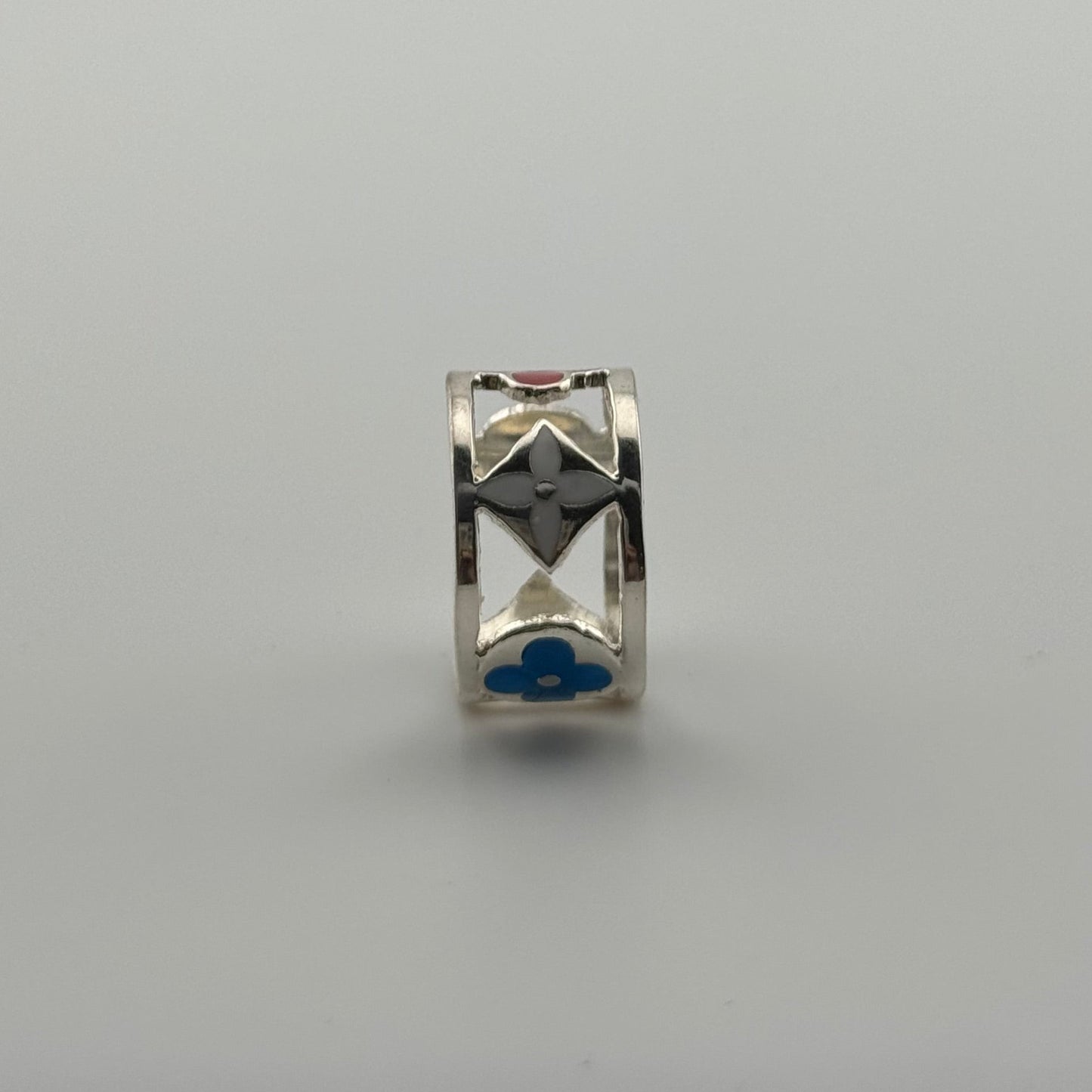 LV Ring, Anillo solido Lv 925s Silver